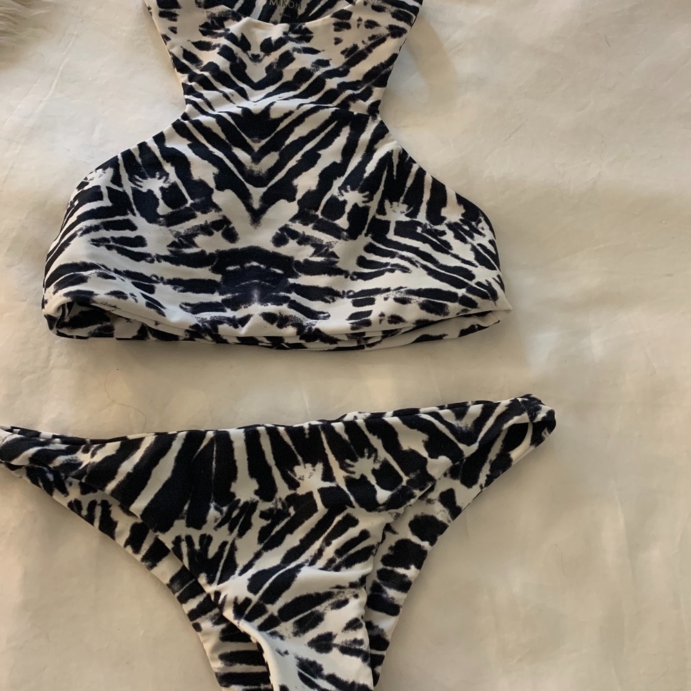 - Mikoh Lahaina Tie-Dye Print Bikini